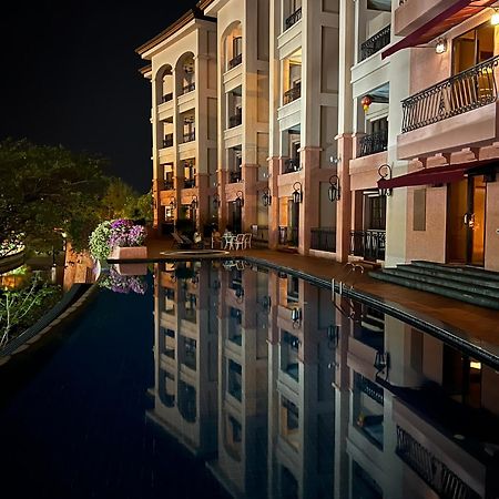 Luxury on Melaka River Bagian luar foto